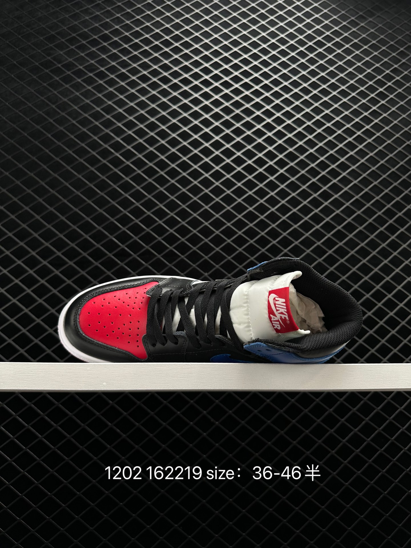 NIKE AIR JORDAN 1 MID AJ1